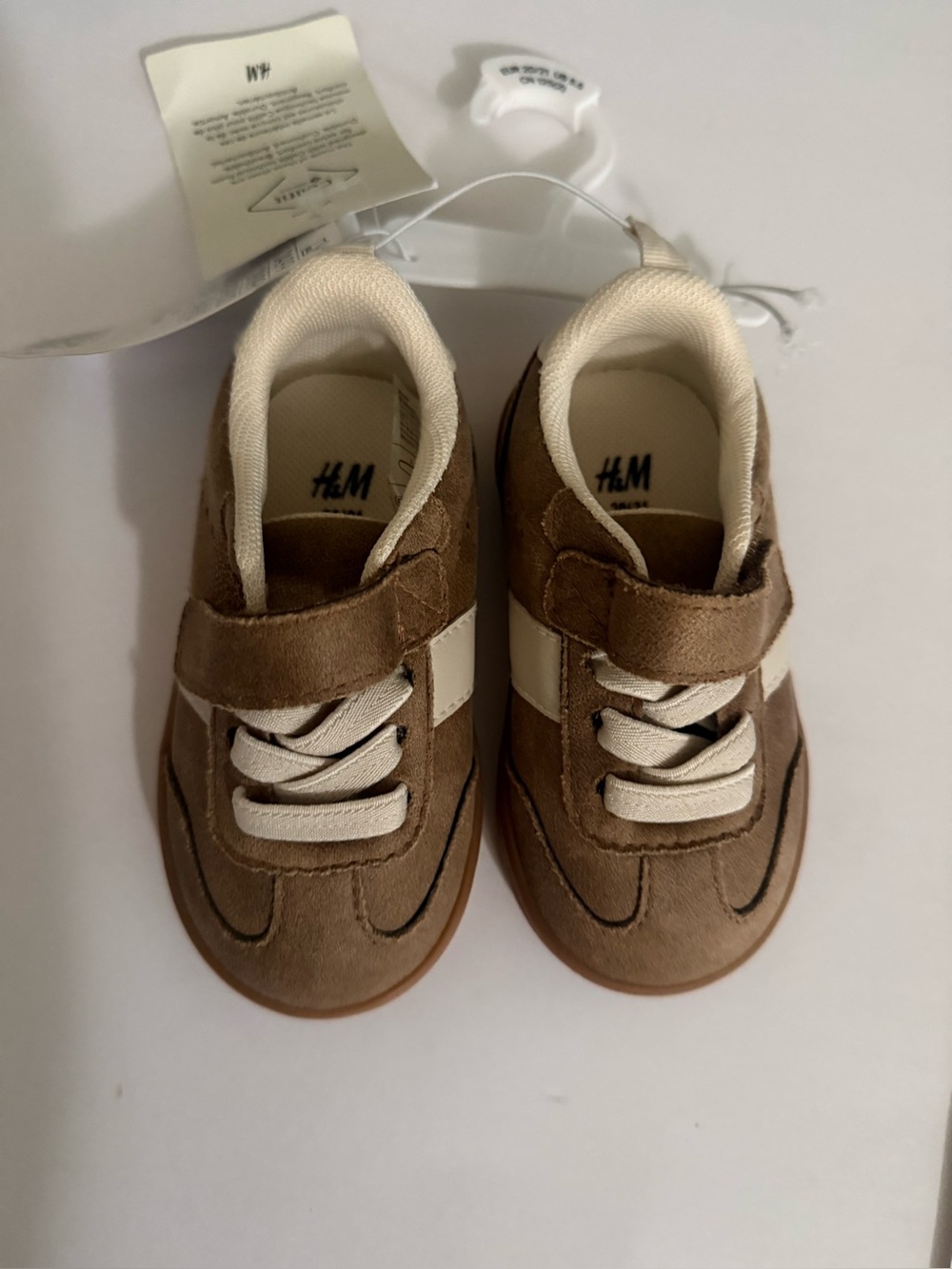 H&M Toddler Barefoot Style Sneakers Mole Cream Brown Suede Look Size 5.5